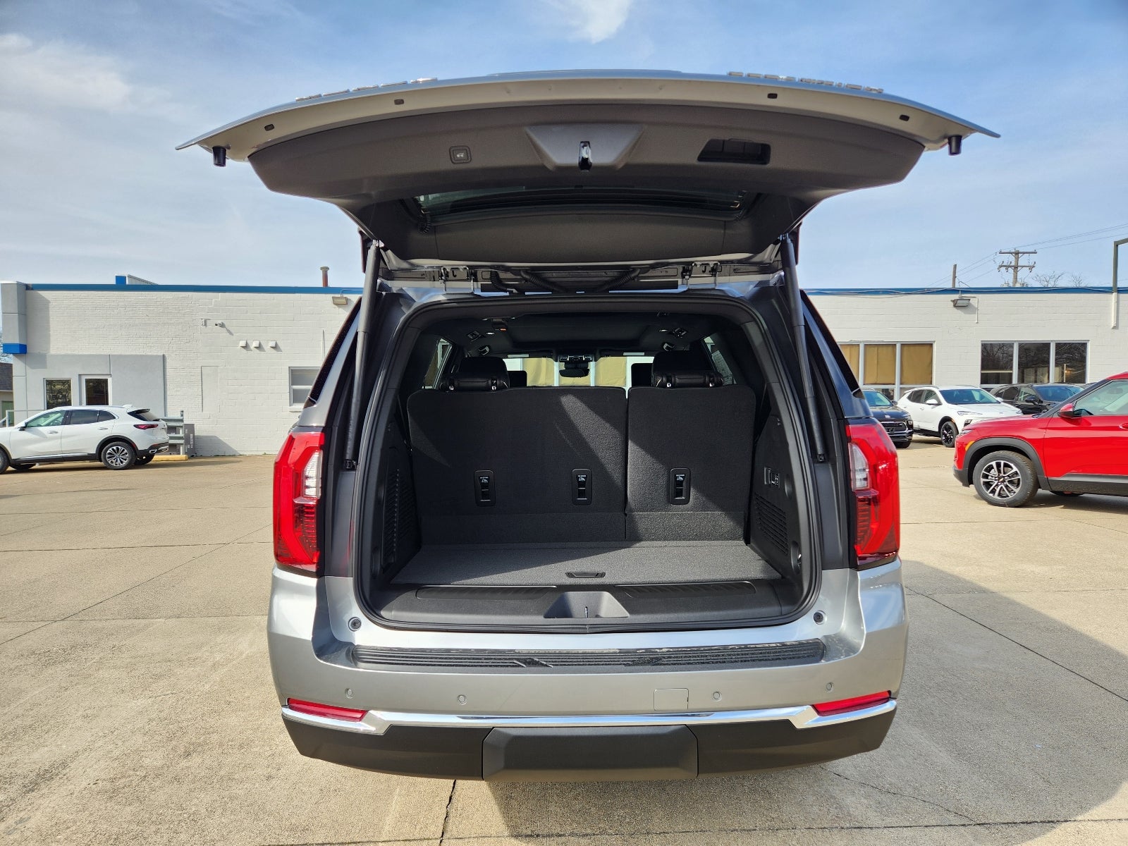 2026 GMC Yukon Elevation