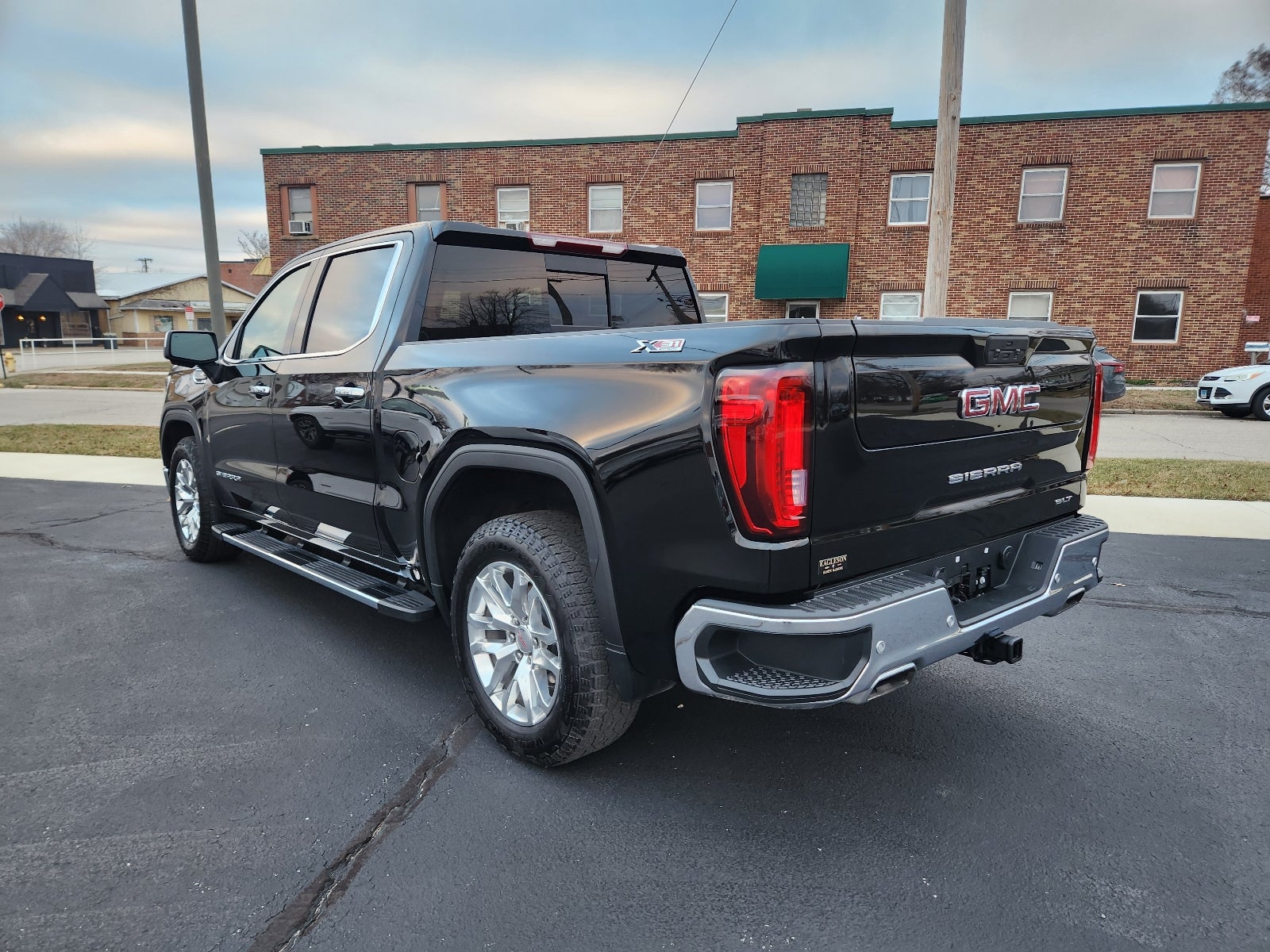 2021 GMC Sierra 1500 SLT