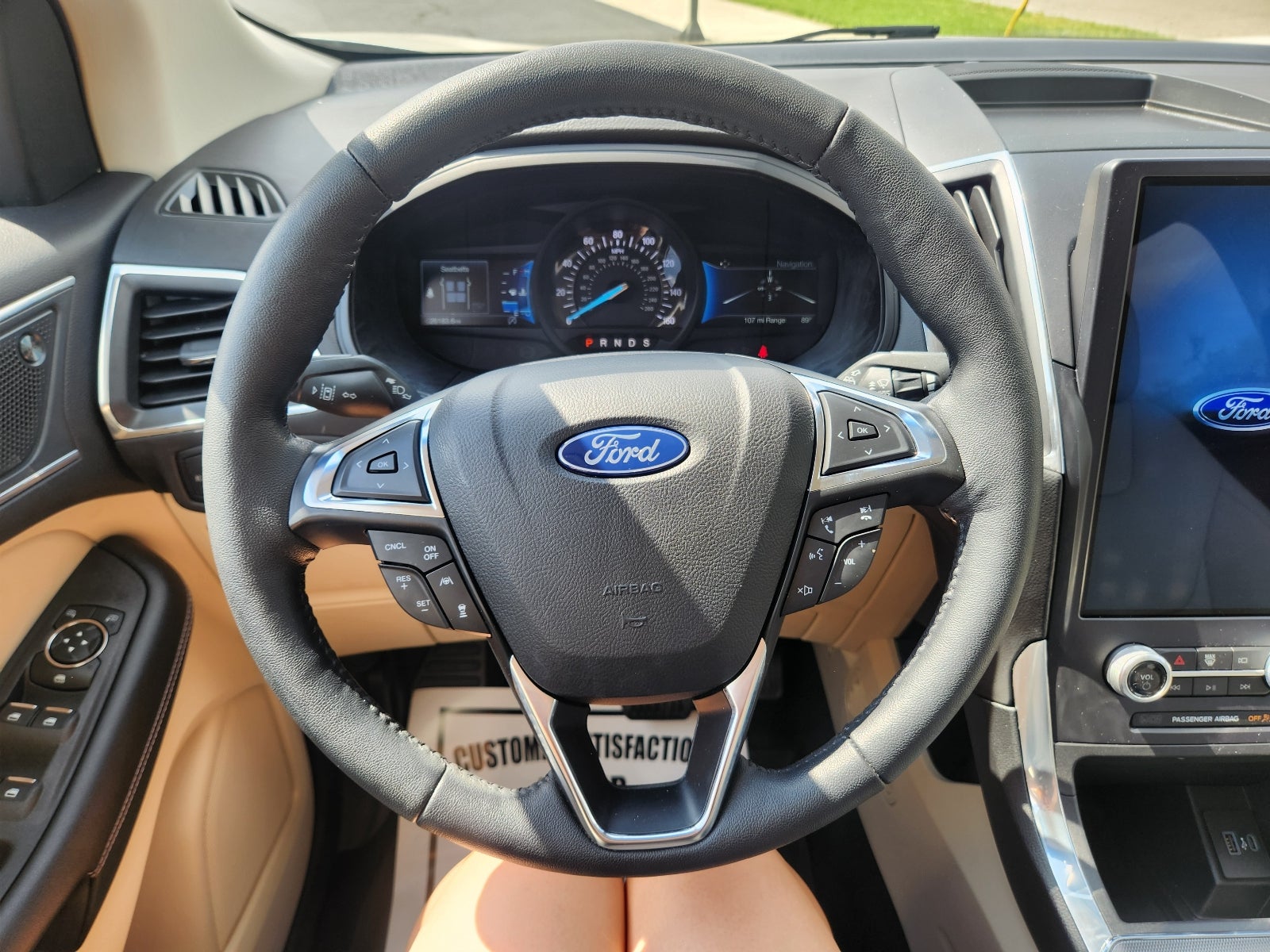 2022 Ford Edge Titanium